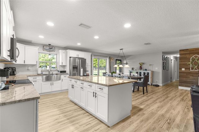 2940 NE 49TH STREET, Ocala, FL 34479