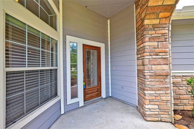 6 Windsor Bridge Drive, Conroe, TX 77384