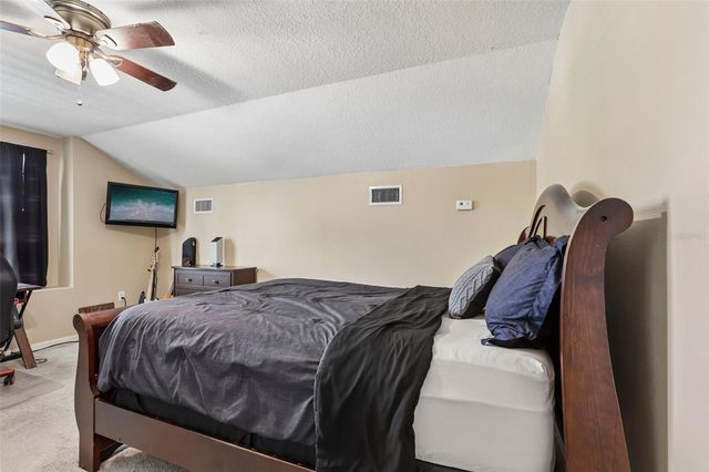 2708 VALENCIA GROVE DRIVE, Valrico, FL 33596