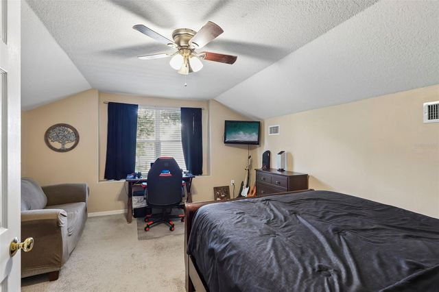 2708 VALENCIA GROVE DRIVE, Valrico, FL 33596