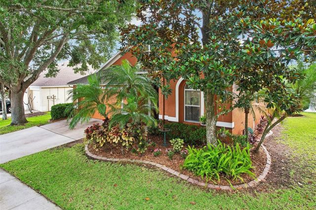 2708 VALENCIA GROVE DRIVE, Valrico, FL 33596