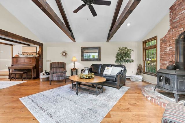 447 Fairview Avenue, Rehoboth, MA 02769