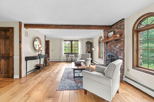 447 Fairview Avenue, Rehoboth, MA 02769