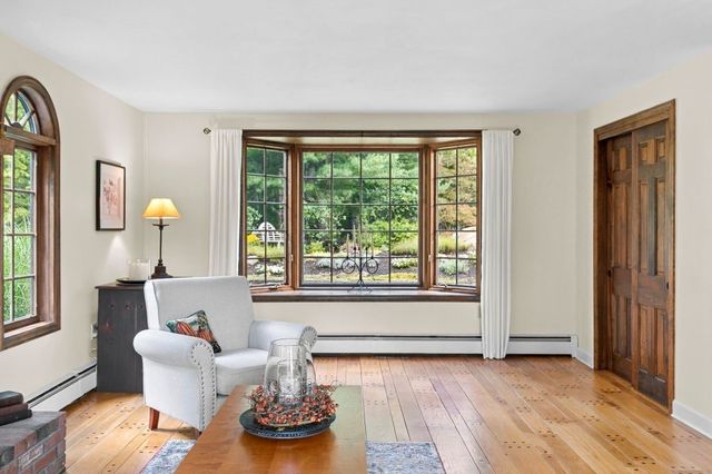 447 Fairview Avenue, Rehoboth, MA 02769