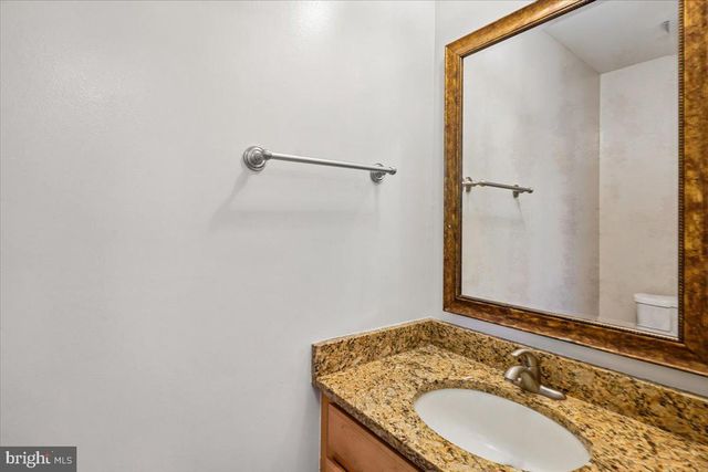 3058 COVINGTON ST, Fairfax, VA 22031
