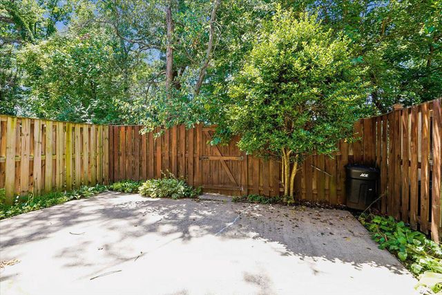 3058 COVINGTON ST, Fairfax, VA 22031