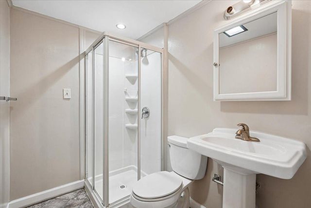 3058 COVINGTON ST, Fairfax, VA 22031