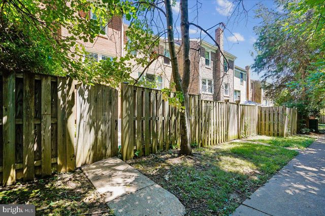 3058 COVINGTON ST, Fairfax, VA 22031