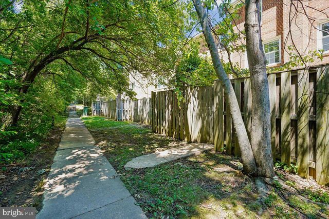 3058 COVINGTON ST, Fairfax, VA 22031