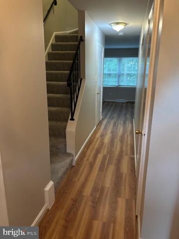 3058 COVINGTON ST, Fairfax, VA 22031