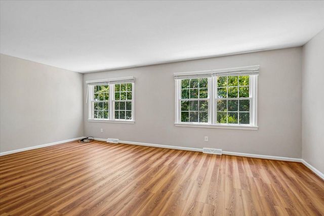 3058 COVINGTON ST, Fairfax, VA 22031