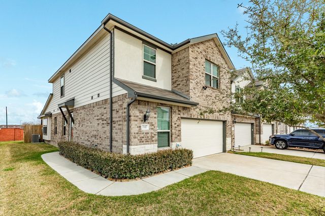 7117 Elgin Street, Pearland, TX 77584