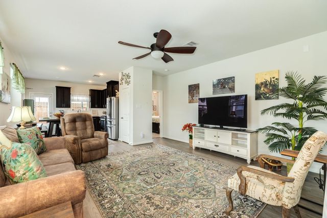 7117 Elgin Street, Pearland, TX 77584