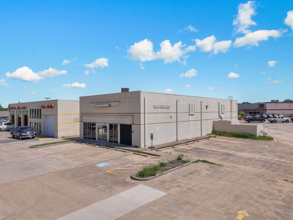 94 N State Highway 205 Highway, Terrell, TX 75160