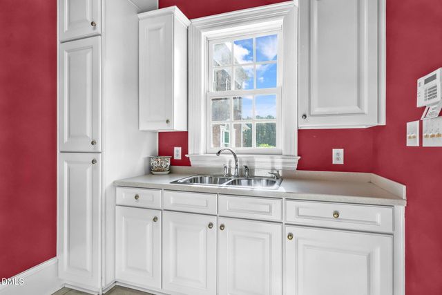 311 Lassiter Road, Four Oaks, NC 27524