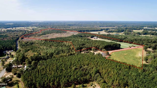 311 Lassiter Road, Four Oaks, NC 27524