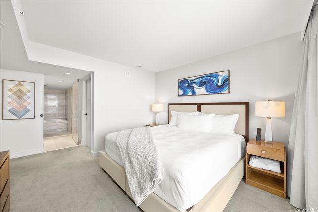 2139 Kuhio Avenue 1705, Honolulu, HI 96815