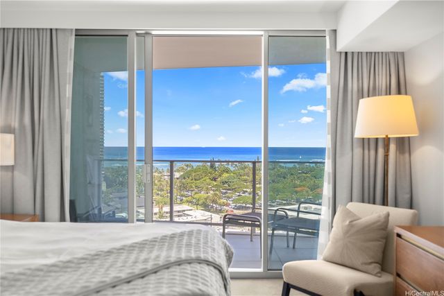 2139 Kuhio Avenue 1705, Honolulu, HI 96815