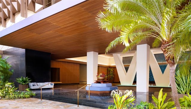 2139 Kuhio Avenue 1705, Honolulu, HI 96815