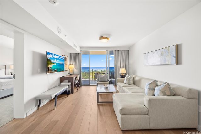 2139 Kuhio Avenue 1705, Honolulu, HI 96815