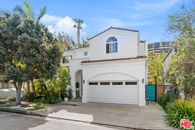 736 Oxford Avenue, Marina Del Rey, CA 90292