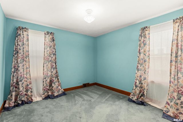 116 LAKEWOOD Avenue, East Peoria, IL 61611
