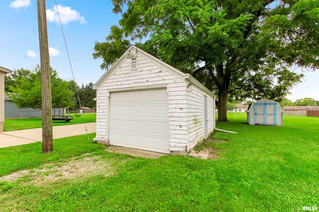 116 LAKEWOOD Avenue, East Peoria, IL 61611