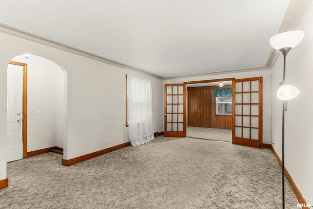 116 LAKEWOOD Avenue, East Peoria, IL 61611