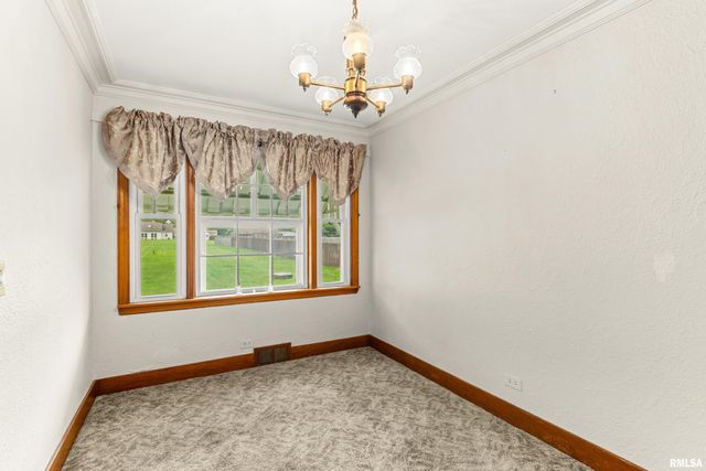 116 LAKEWOOD Avenue, East Peoria, IL 61611
