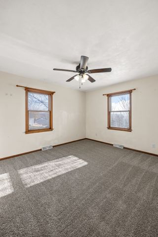 4018 Dalewood Avenue SE, Cedar Rapids, IA 52403