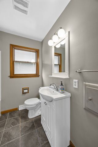 4018 Dalewood Avenue SE, Cedar Rapids, IA 52403