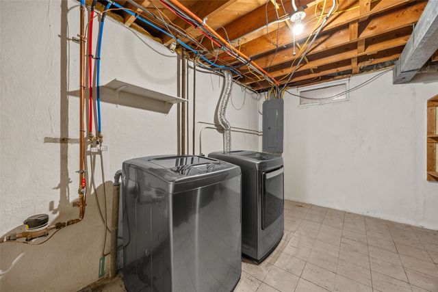 4018 Dalewood Avenue SE, Cedar Rapids, IA 52403