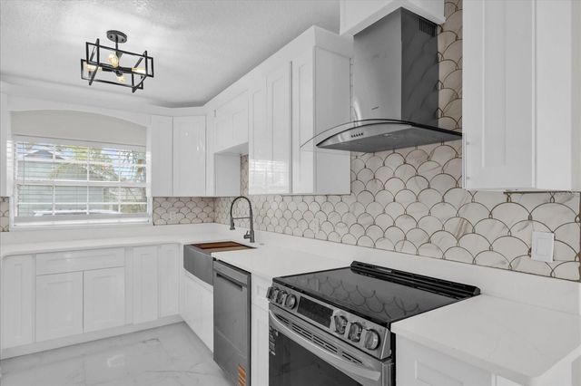 7506 MOTT AVENUE, Orlando, FL 32810