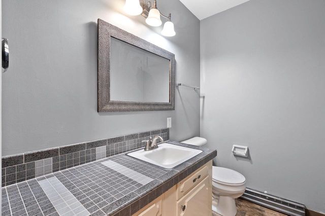 1618 S RIVERDALE DRIVE, Appleton, WI 54914