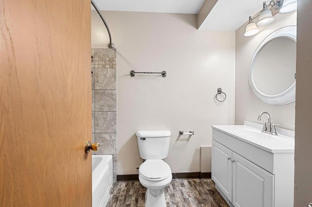 1618 S RIVERDALE DRIVE, Appleton, WI 54914