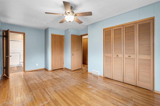 1618 S RIVERDALE DRIVE, Appleton, WI 54914