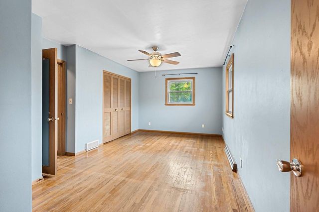 1618 S RIVERDALE DRIVE, Appleton, WI 54914