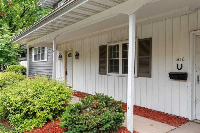 1618 S RIVERDALE DRIVE, Appleton, WI 54914