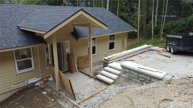 392 W Alder Drive, Sedro Woolley, WA 98284