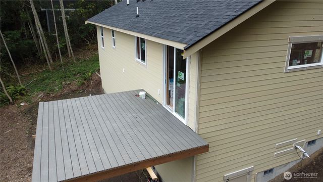 392 W Alder Drive, Sedro Woolley, WA 98284