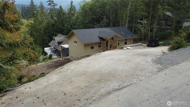 392 W Alder Drive, Sedro Woolley, WA 98284