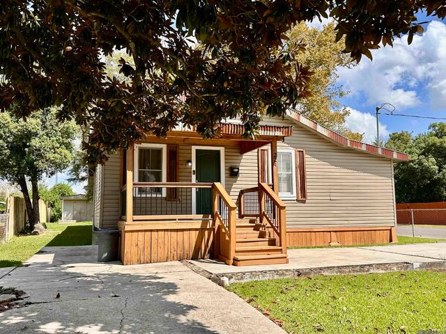 224 E Railroad St, Gonzales, LA 70737