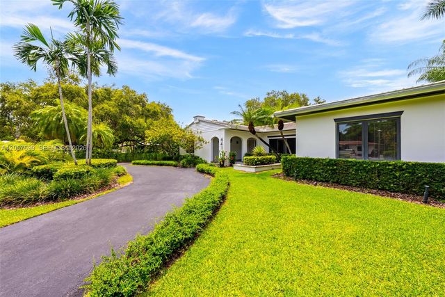 641 Island Road 0, Miami, FL 33137