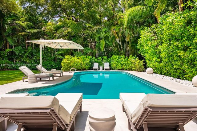 641 Island Road 0, Miami, FL 33137