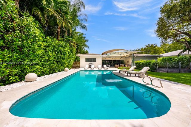 641 Island Road 0, Miami, FL 33137