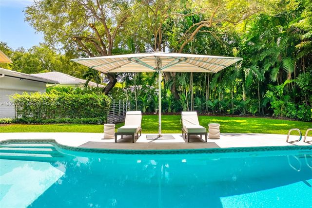 641 Island Road 0, Miami, FL 33137