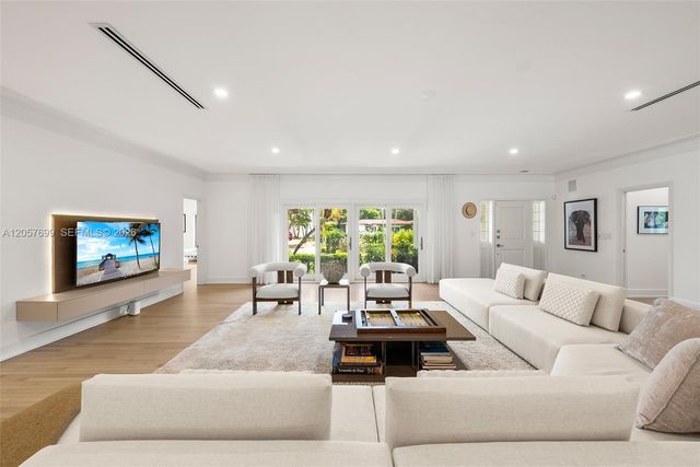 641 Island Road 0, Miami, FL 33137