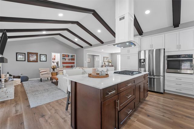 2801 N 42nd Street, Waco, TX 76710