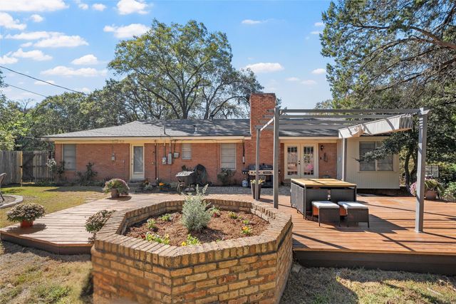 2801 N 42nd Street, Waco, TX 76710