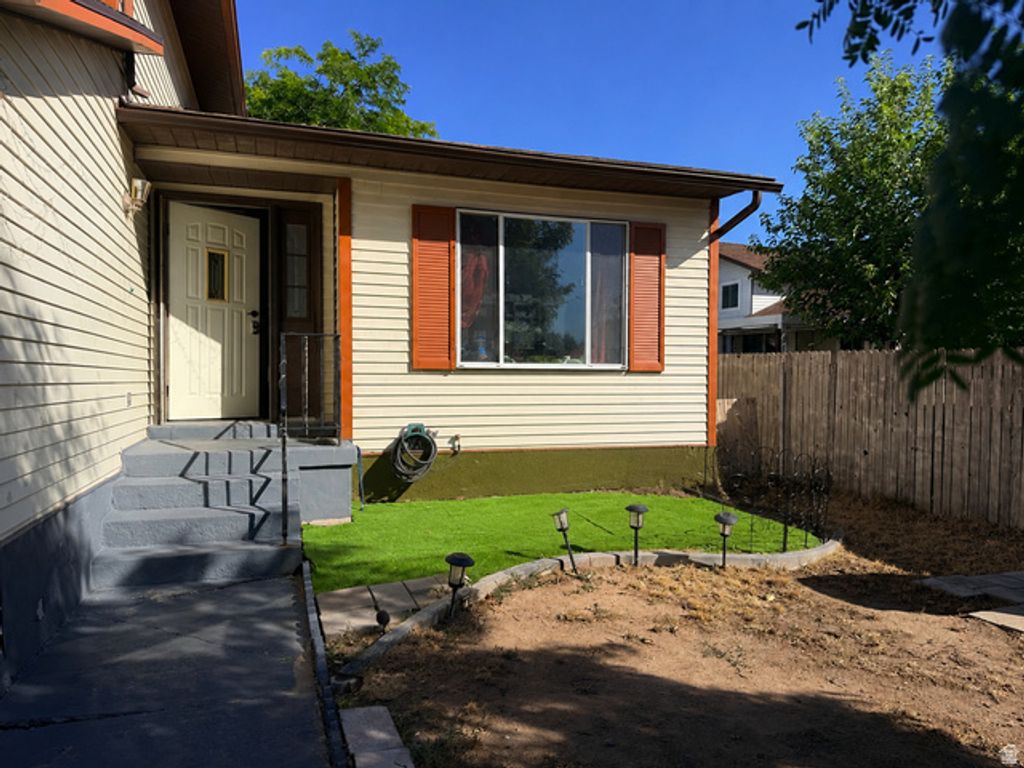 2466 N 1050 W, Layton, UT 84041 — photo 3